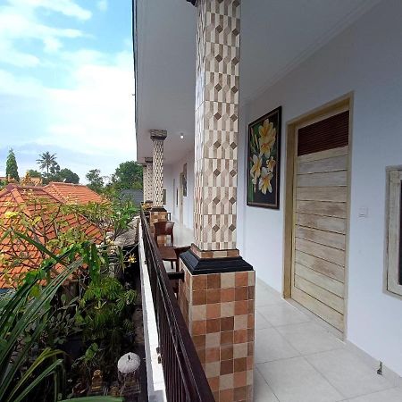 Roy Guest House Canggu Esterno foto