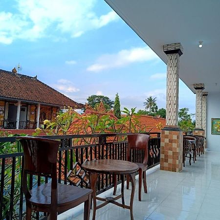 Roy Guest House Canggu Esterno foto